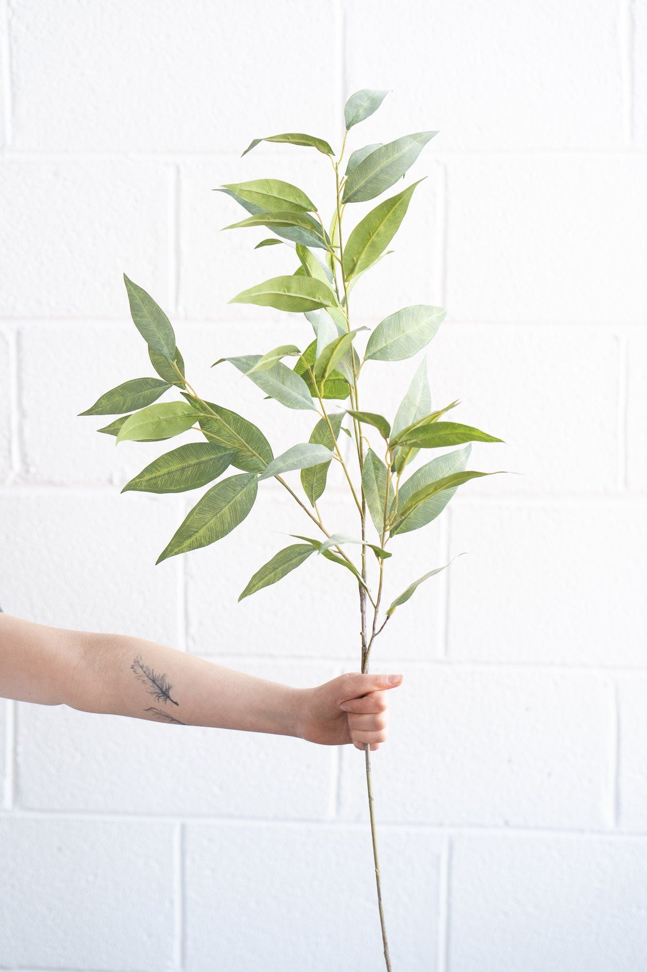 Faux eucalyptus long leaf, artificial eucalyptus stem