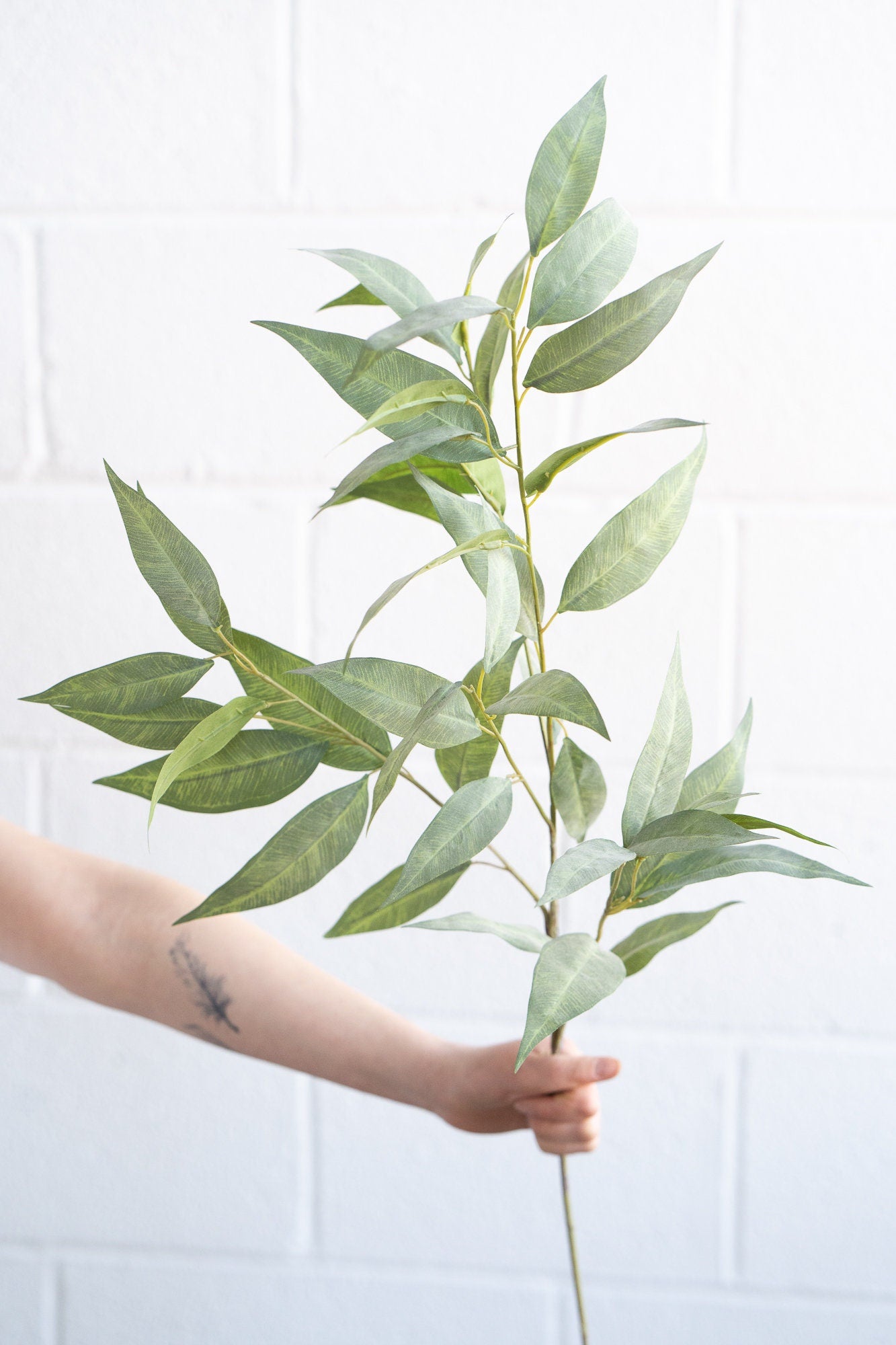 Faux eucalyptus long leaf, artificial eucalyptus stem