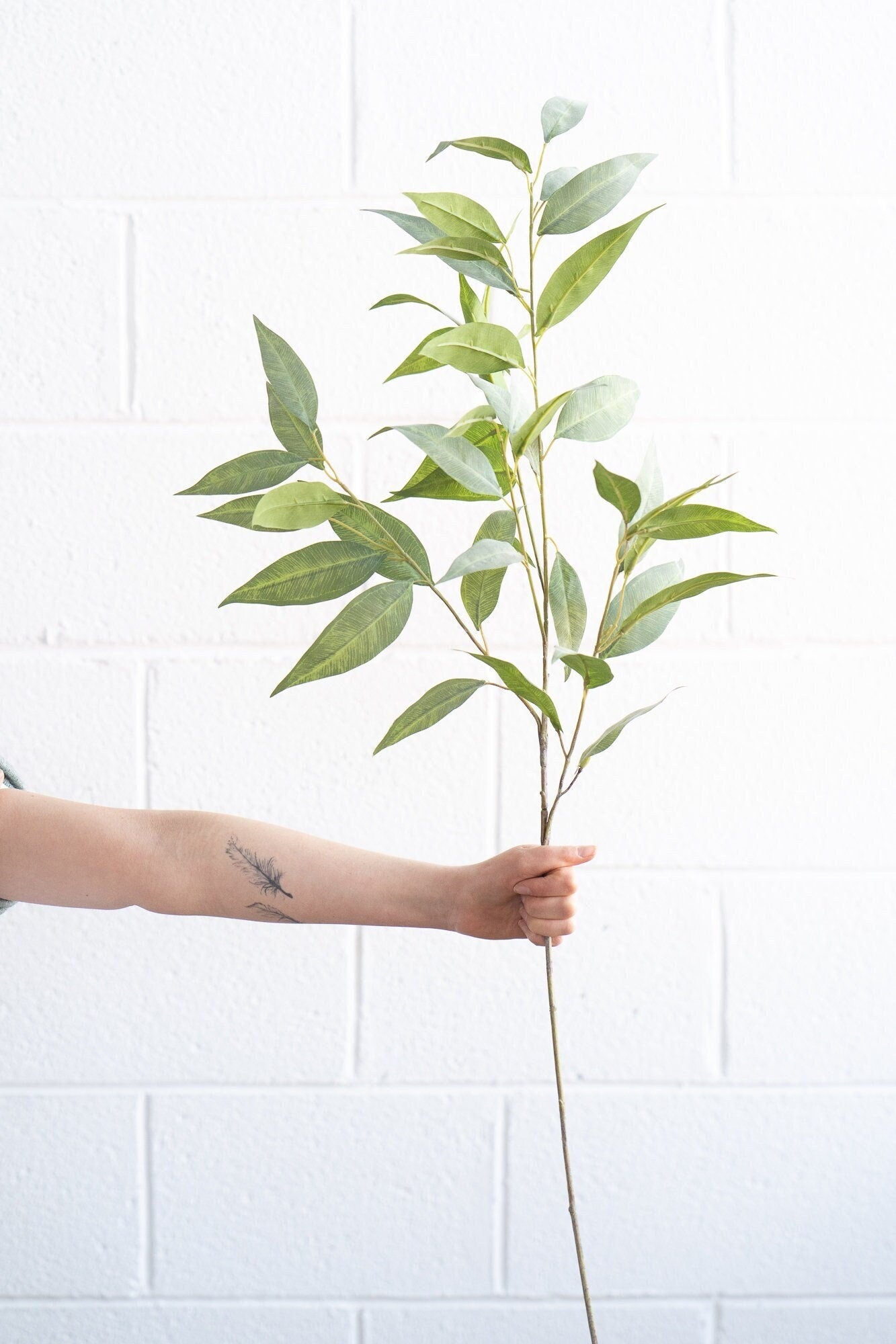 Faux eucalyptus long leaf, artificial eucalyptus stem