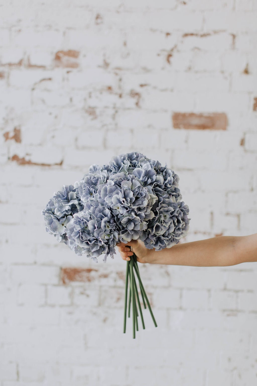 Lifelike artificial blue hydrangea head 54cm, diy wedding flowers